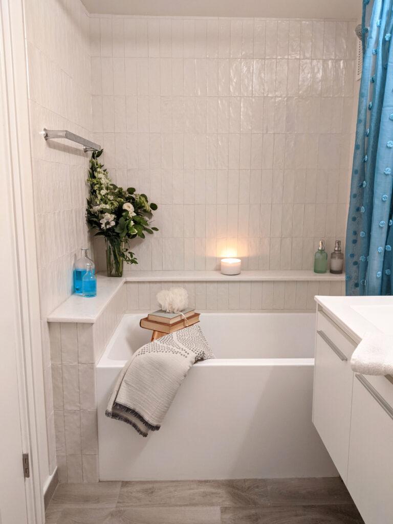 Pearlescent tile spa bathroom tub ledge